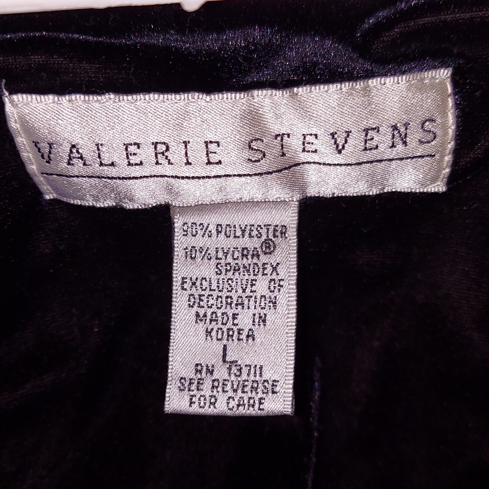 Valarie Stevens Robe View 5